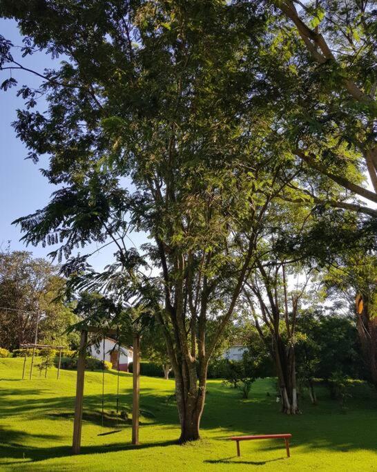 Recanto Dos Beija Flores, Chale Lantana C Monte Alegre do Sul Exterior foto